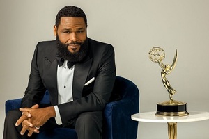<b> ANTHONY ANDERSON TO HOST 75TH EMMY AWARDS  JAN. 15 ON FOX </b>