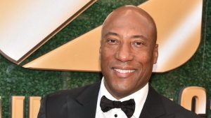 <B>BYRON ALLEN BUYS 11 TV STATIONS WORTH $290 MILLION</B>